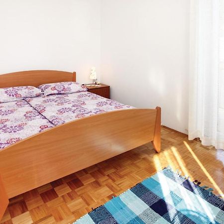 Awesome Apartment In Portoroz With Wifi ภายนอก รูปภาพ