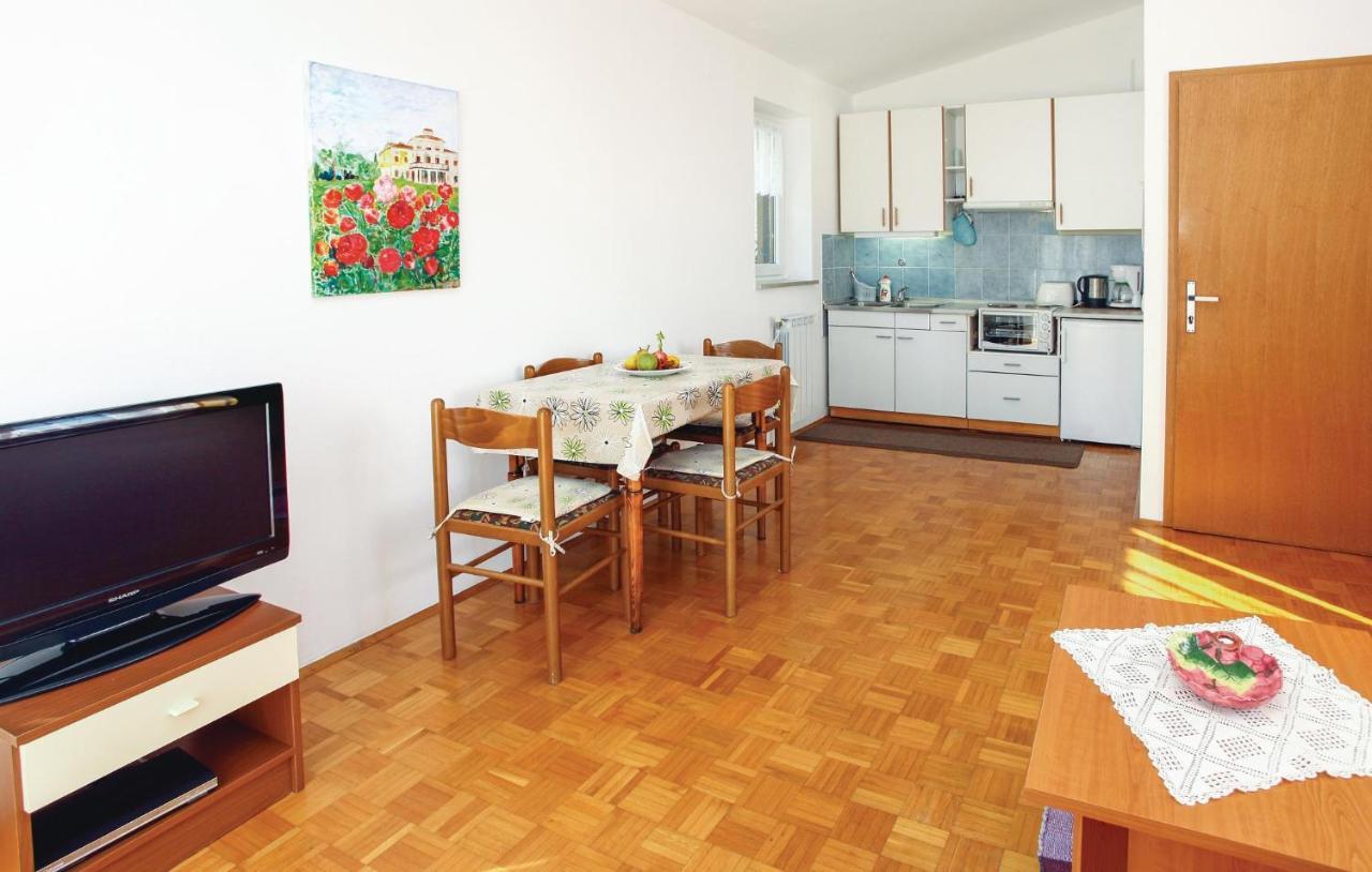 Awesome Apartment In Portoroz With Wifi ภายนอก รูปภาพ