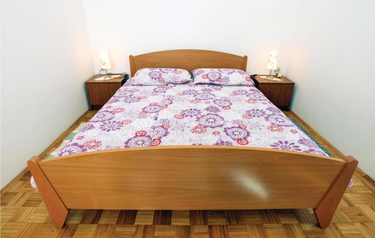 Awesome Apartment In Portoroz With Wifi ภายนอก รูปภาพ